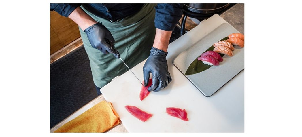 Picture - Proper Food Handling in a Commercial Kitchen