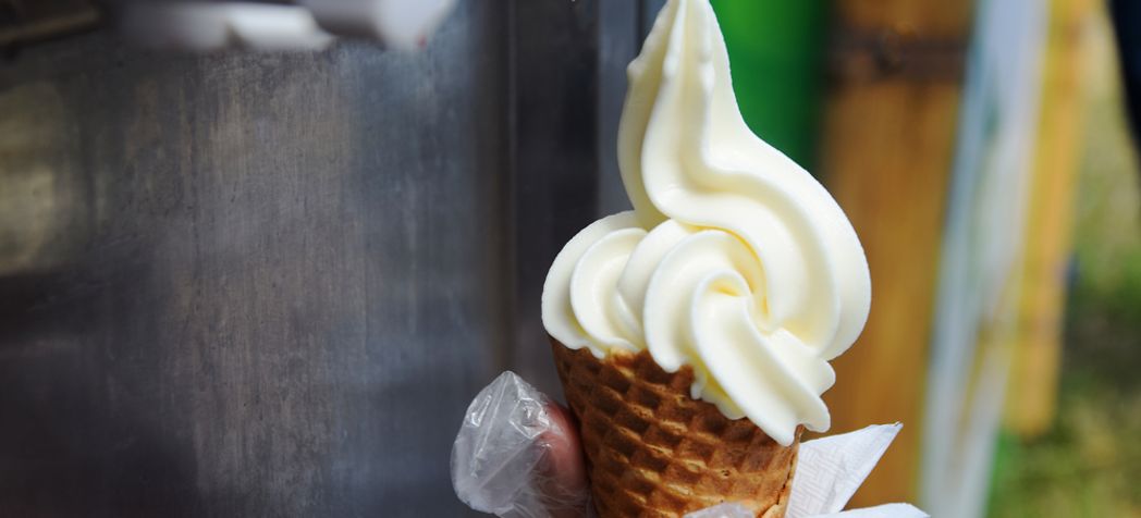 Soft Serve Ice Cream Dispensing on Cone-Spaceman Ice Cream Machine Troubleshooting