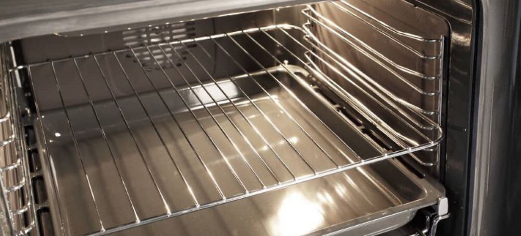 Oven Interior - Gas Oven vs Electric Oven Which is Right for You