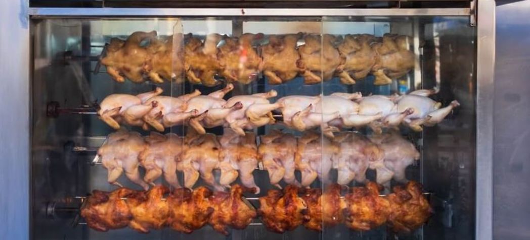 Rotisserie oven with chicken inside - Henny Penny rotisserie oven troubleshooting