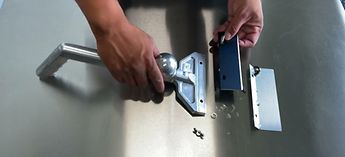 How to Replace a Nemco Easy Grill Scraper Blade (Thumbnail)