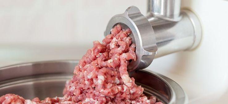 how to mince meat with a grinder
