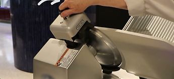 How to Sharpen an Electric Meat Slicer (Thumbnail)