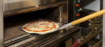 Pizza going into the oven - How To Start Bakers Pride Y600 Y800 Gas Pizza Oven